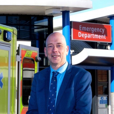 Mark visiting Dewsbury Hospital 